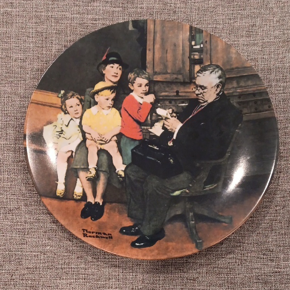 Knowles Decorative Plate with Muted Earth Tones